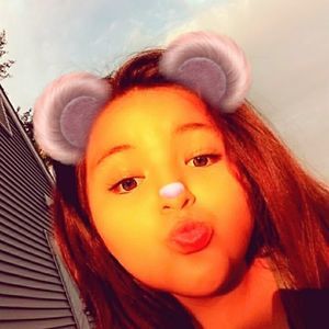 Meet your Posher, Roselyn